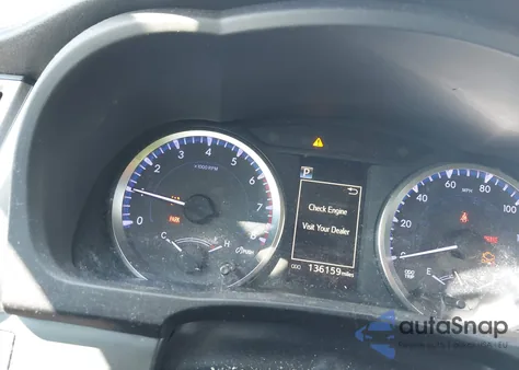 2018 Toyota Highlander Le z USA, uszkodzony, nr VIN 5TDZARFH4JS039338